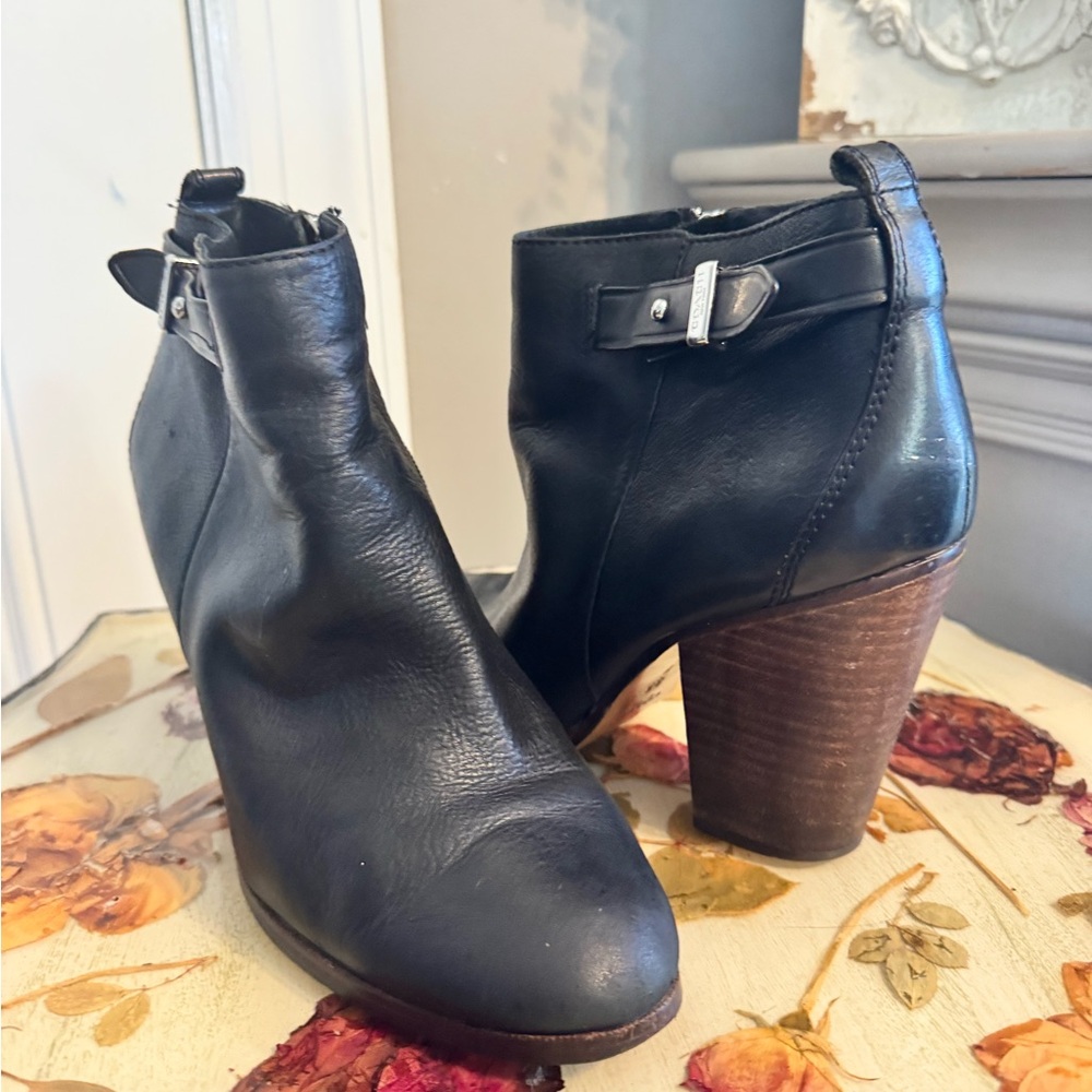 COACH Elegant Black Leather Ankle Boots - Picture 2 of 8